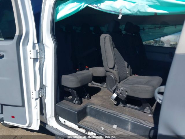 1FBZX2ZM0FKA82298 Ford Transit-350 Xlt