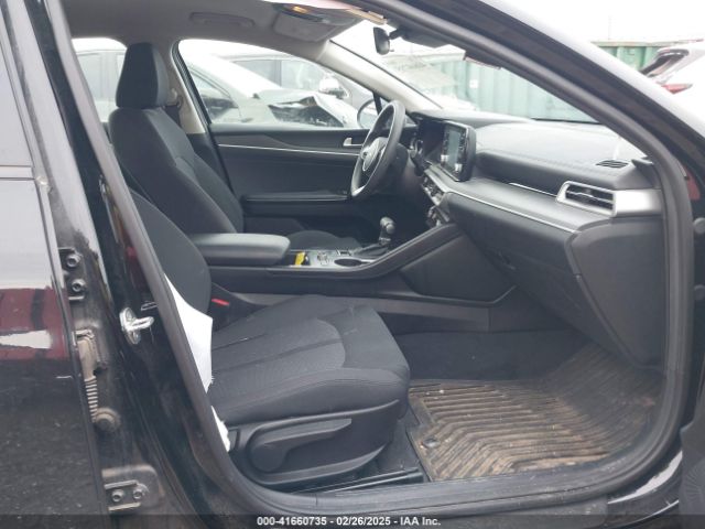 5XXG14J28NG121187 KIA K5 LXS