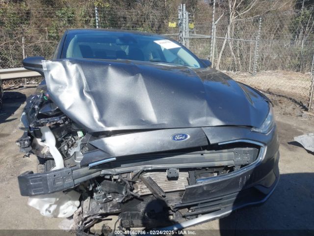 3FA6P0LU1KR235021 Ford Fusion Hybrid Se