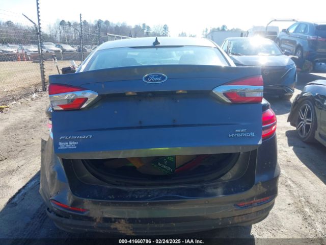 3FA6P0LU1KR235021 Ford Fusion Hybrid Se