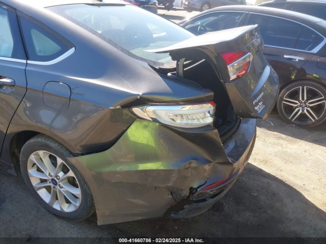 3FA6P0LU1KR235021 Ford Fusion Hybrid Se