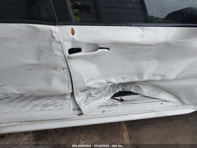 Toyota COROLLA LE 2021 JTDEPMAEXMJ189758 Image 18