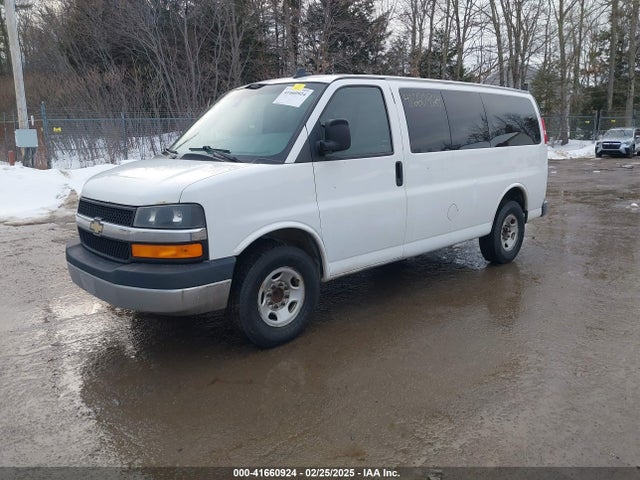 1GAWGFFG8G1188745 Chevrolet Express 2500 Lt
