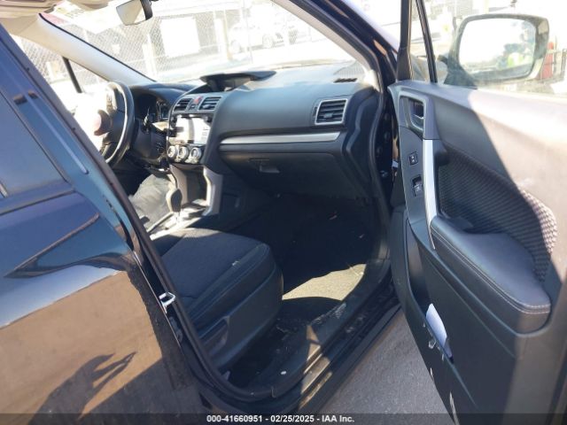 2018 SUBARU FORESTER JF2SJAGC4JH570633 Photo 4