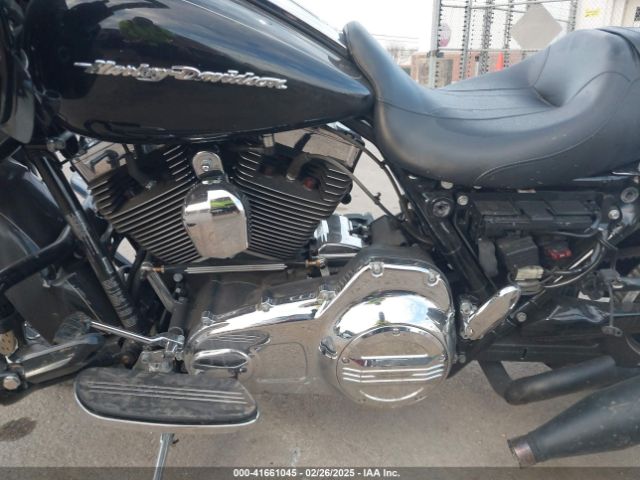 2016 HARLEY-DAVIDSON FLTRXS 1HD1KTM11GB669894 Photo 8