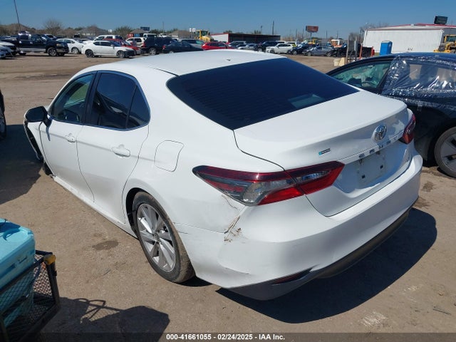 4T1C11AK8MU473655 Toyota CAMRY LE