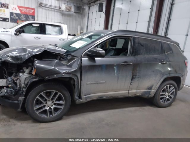 3C4NJDBB9JT175313 Jeep Compass Latitude 4x4