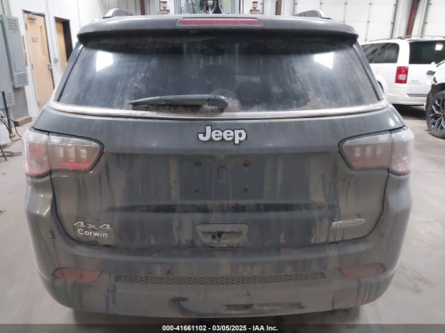 3C4NJDBB9JT175313 Jeep Compass Latitude 4x4