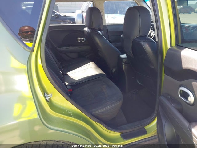 KIA Soul 2014 KNDJN2A29E7042165 Image 8