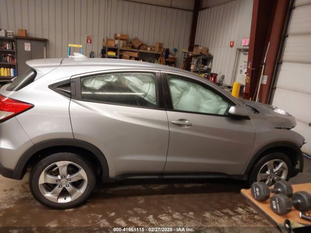 3CZRU6H32MM747867 Honda Hr-v Awd Lx