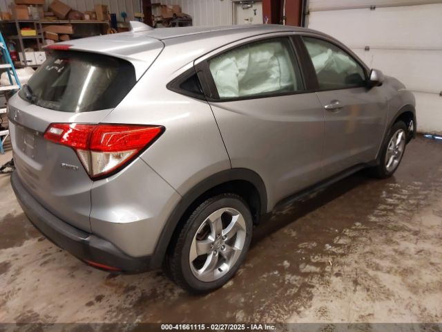 3CZRU6H32MM747867 Honda Hr-v Awd Lx