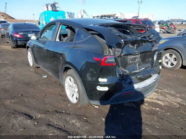 7SAYGDEE1PA186170 Tesla Model Y
