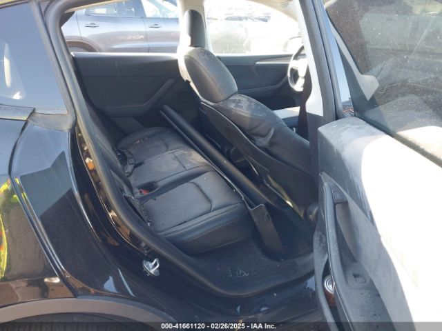 7SAYGDEE1PA186170 Tesla Model Y