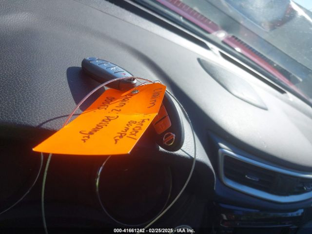 5N1AT2MT4FC897628 Nissan Rogue Sl