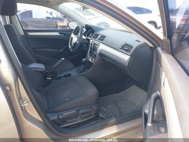 2016 VOLKSWAGEN PASSAT 1VWAT7A30GC021952 Photo 4