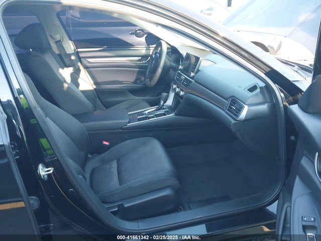 1HGCV1F12KA109756 Honda ACCORD LX