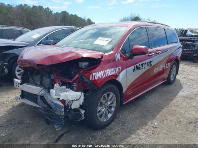 2021 TOYOTA SIENNA 5TDYSKFC1MS029438 Photo 1