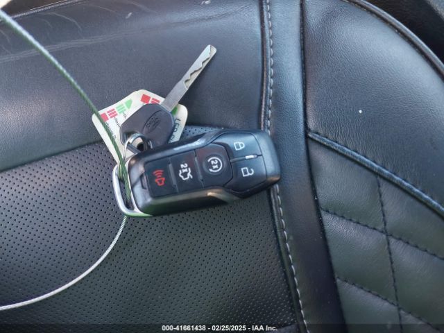1FM5K8HTXGGD09498 Ford Explorer Platinum