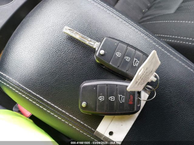 KNDPMCAC6H7042379 KIA Sportage Lx