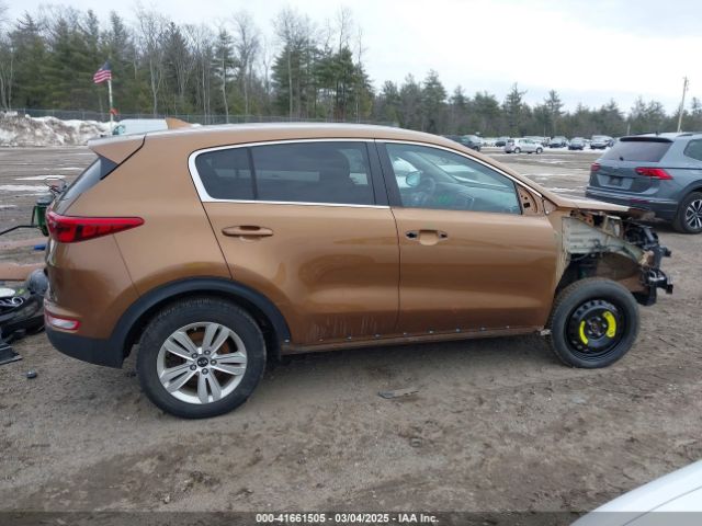 KNDPMCAC6H7042379 KIA Sportage Lx