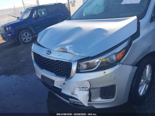 KNDMB5C18G6164472 KIA SEDONA LX