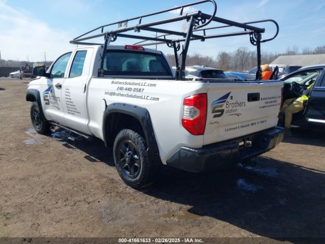 5TFUM5F12JX075925 Toyota Tundra Sr 4.6l V8