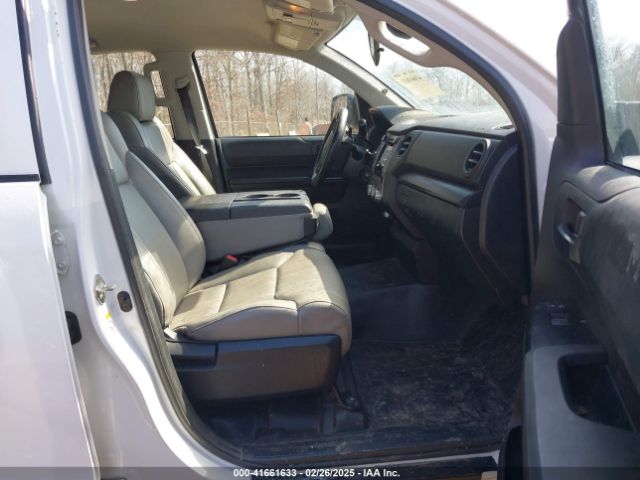 5TFUM5F12JX075925 Toyota Tundra Sr 4.6l V8