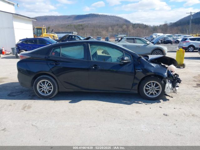 JTDKARFU4G3016330 Toyota Prius Three