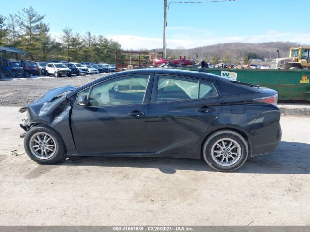 JTDKARFU4G3016330 Toyota Prius Three