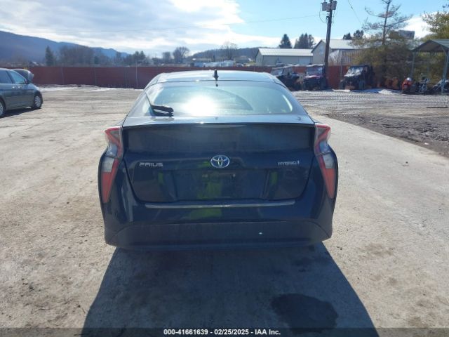 JTDKARFU4G3016330 Toyota Prius Three