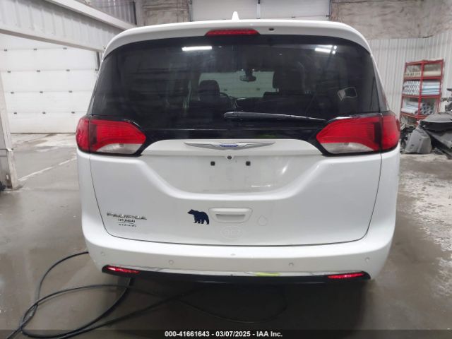 2C4RC1BG8HR803137 Chrysler Pacifica Touring-l