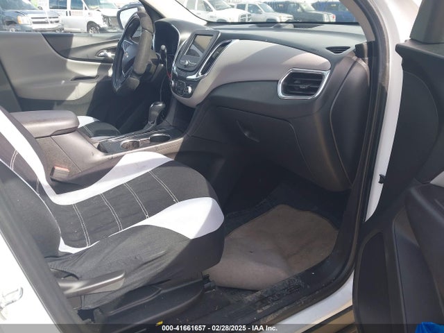 Chevrolet EQUINOX LS 2019 2GNAXHEVXK6251595 Image 5