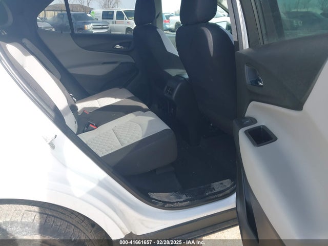 Chevrolet EQUINOX LS 2019 2GNAXHEVXK6251595 Image 8