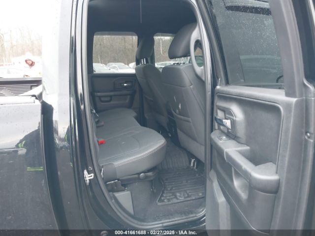1C6RR7GG0MS555492 RAM 1500 Classic Warlock  4x4 6'4 Box