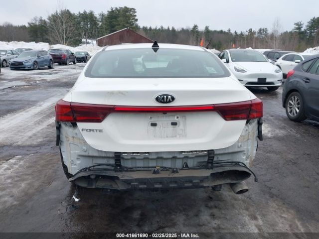 3KPF24AD6LE246625 KIA Forte Lxs