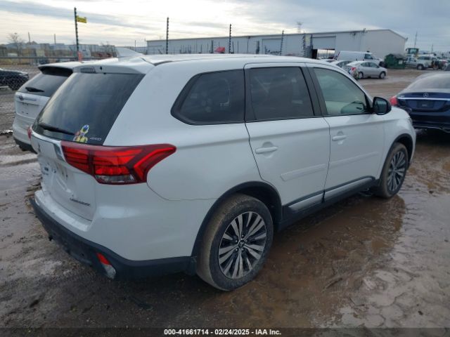 JA4AZ3A32KZ007111 Mitsubishi Outlander Es