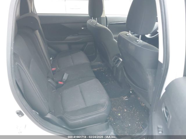 JA4AZ3A32KZ007111 Mitsubishi Outlander Es