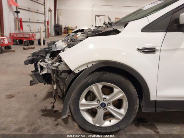 1FMCU0GX0EUD43388 Ford ESCAPE SE