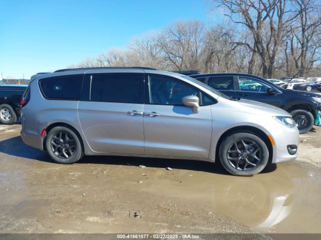 2C4RC1BGXLR149752 Chrysler Pacifica Touring L