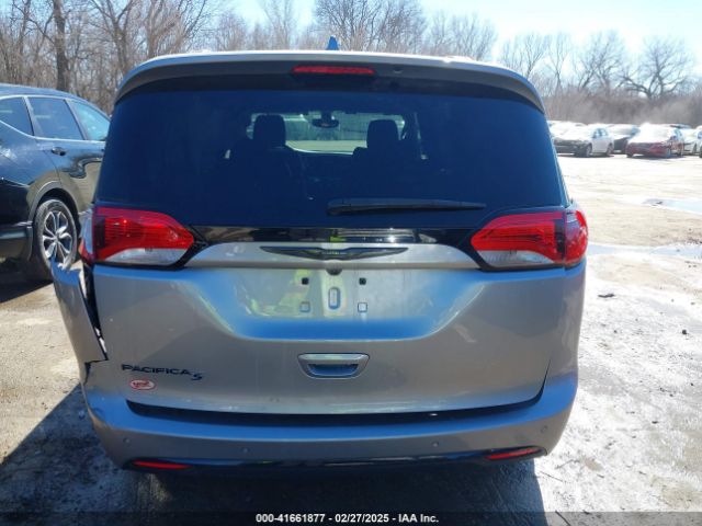 2C4RC1BGXLR149752 Chrysler Pacifica Touring L