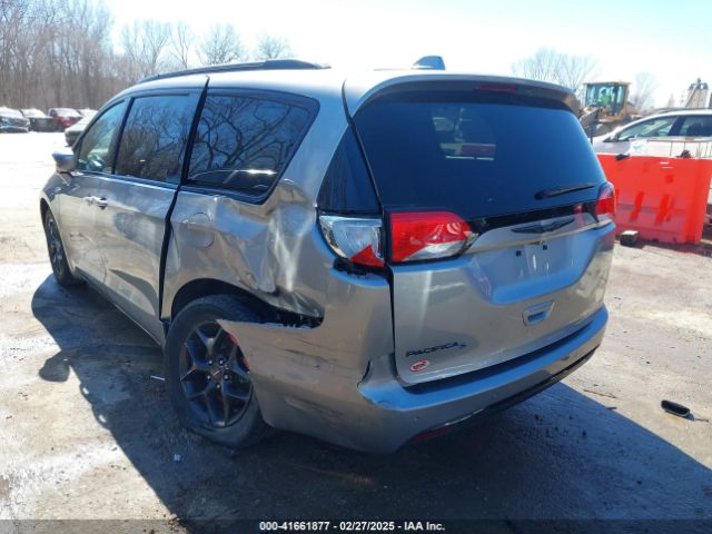 2C4RC1BGXLR149752 Chrysler Pacifica Touring L