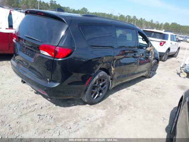 2019 CHRYSLER PACIFICA 2C4RC1GG3KR617683 Photo 3