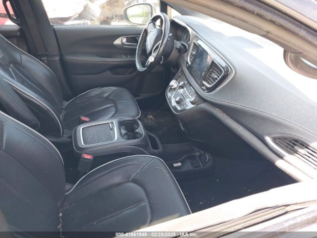2019 CHRYSLER PACIFICA 2C4RC1GG3KR617683 Photo 4