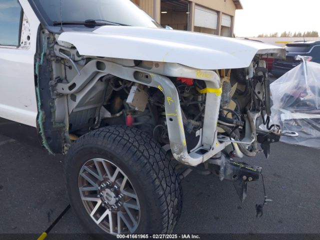 1FT7W2BT8GEB30329 Ford F-250 Lariat