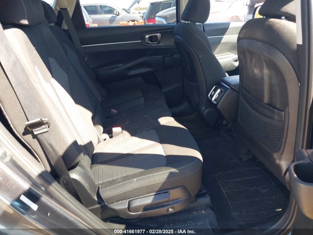 5XYRG4LC1NG102859 KIA SORENTO LX