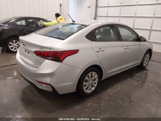 3KPC24A30KE068820 Hyundai ACCENT SE