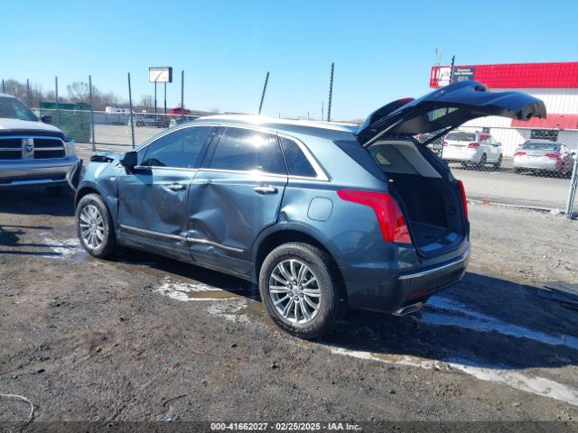 2019 CADILLAC XT5 1GYKNCRS3KZ267903 Photo 2