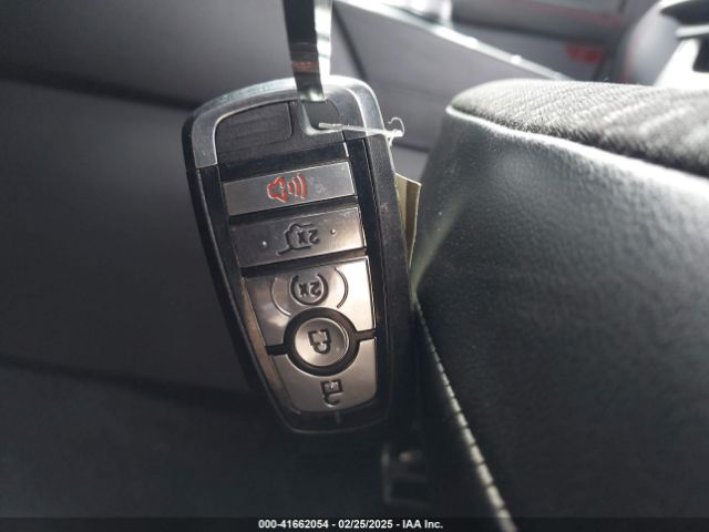 1FMCU9MN8PUA95627 Ford Escape St-line