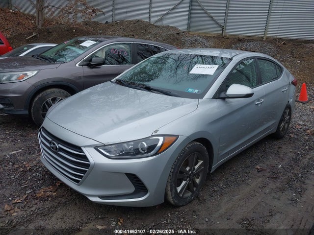 5NPD84LF8JH301640 Hyundai ELANTRA SEL