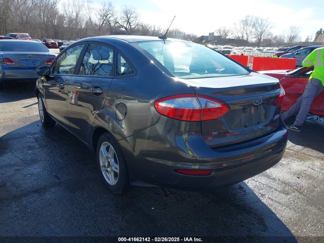Ford FIESTA SE 2017 3FADP4BJ3HM157644 Image 3